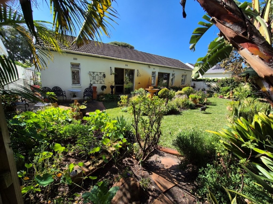 4 Bedroom Property for Sale in Diep River Western Cape